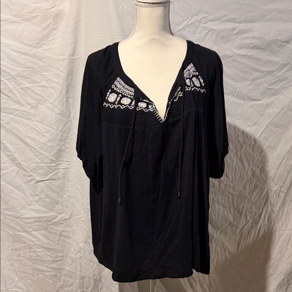 Women’s Black Embroidered V-Neck Boho Top